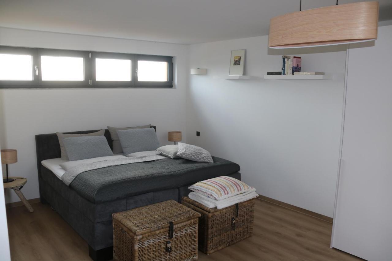 Moderne Barrierefreie Wohnung Auf Dem Land Bei Neuruppin Lichtenberg  Exteriör bild